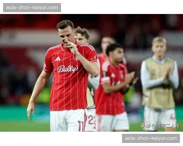 通讯：专访诺丁汉森林定位球教练，揭秘一套定位球战术的诞生与演练